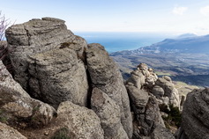 скалы чомачай на горе демерджи в Крыму