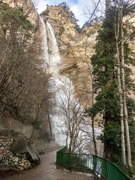 Водопад Учан-Су зимой в Ялте