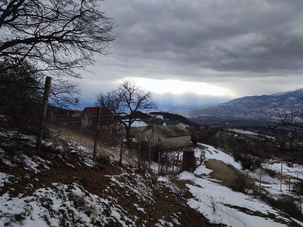 Однодневный поход по Крыму зимой на гору Демерджи