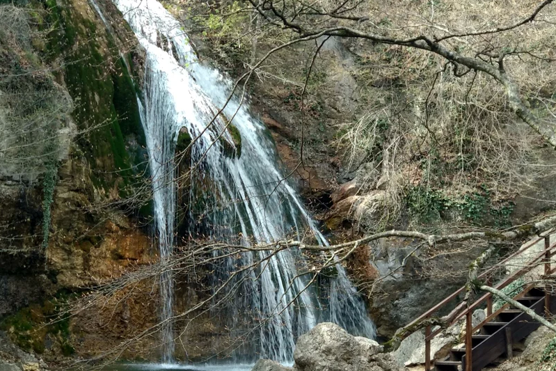 Водопад Джур-Джур в ущелье Хапхал