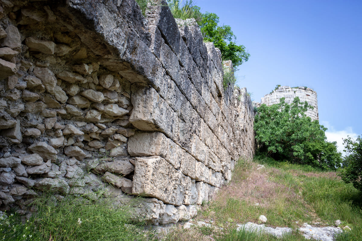 Развалины крепости на мысе Куле-Бурун у Большого садового